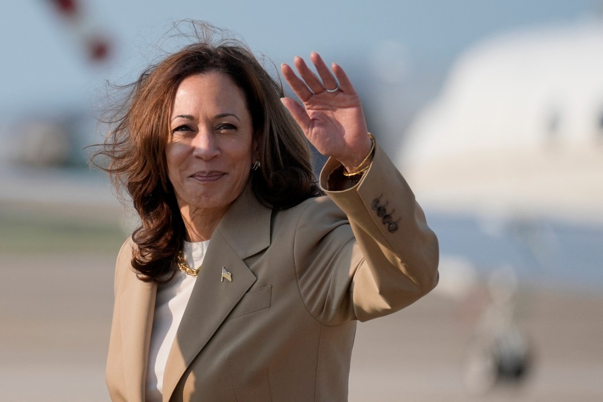 Harris reconnait être l'« outsider » et appelle ses partisans à la mobilisation