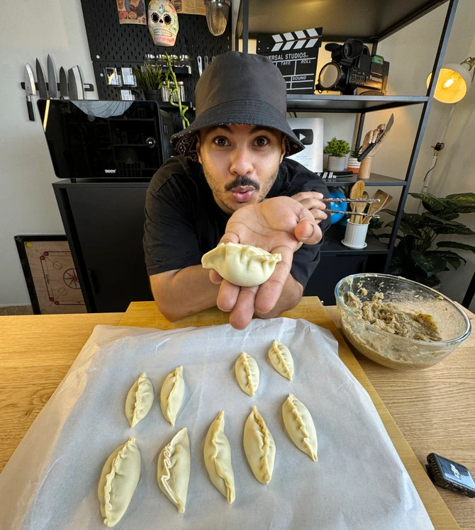 Arabie saoudite: Un blogueur gastronomique se nourrit de la fusion des plats du Moyen-Orient et de l'Asie