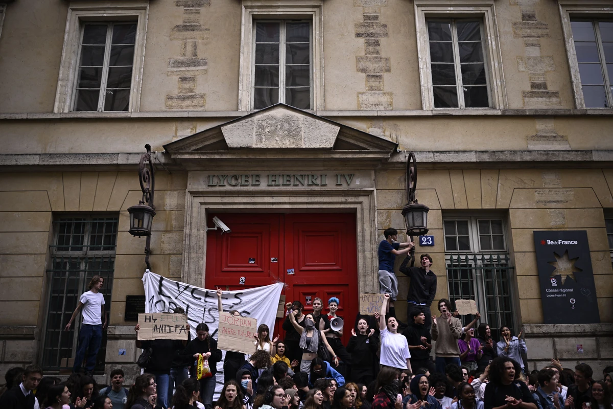 Après les législatives, des étudiants étrangers qui s'interrogent sur leur avenir