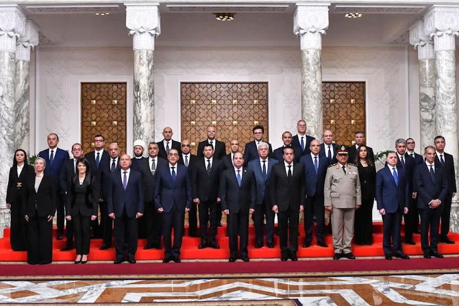Tout change au Caire avec la prestation de serment du nouveau gouvernement égyptien