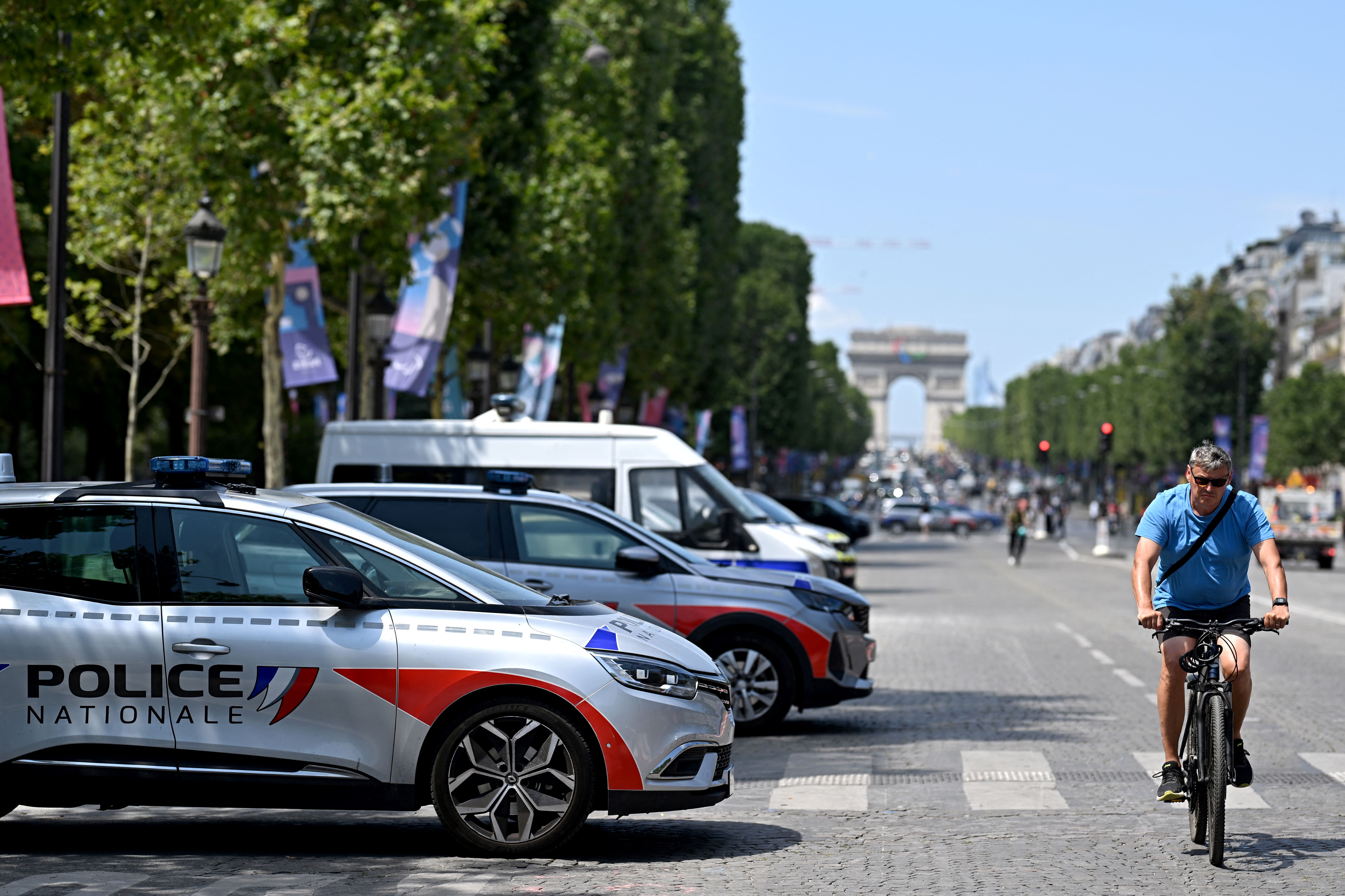 Les athlètes français célébrés sur les Champs-Elysées le 14 septembre, annonce Emmanuel Macron