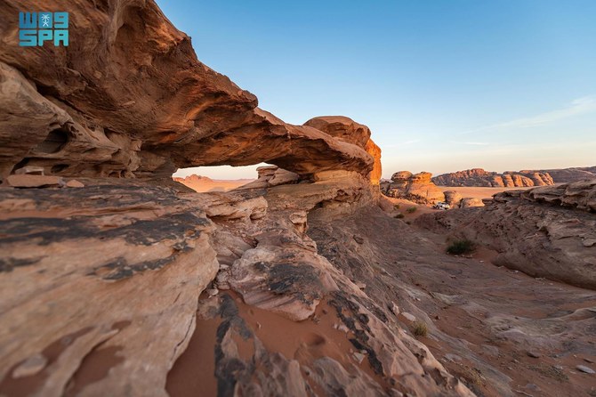 A Tabuk, des arches rocheuses témoignent des splendeurs géologiques