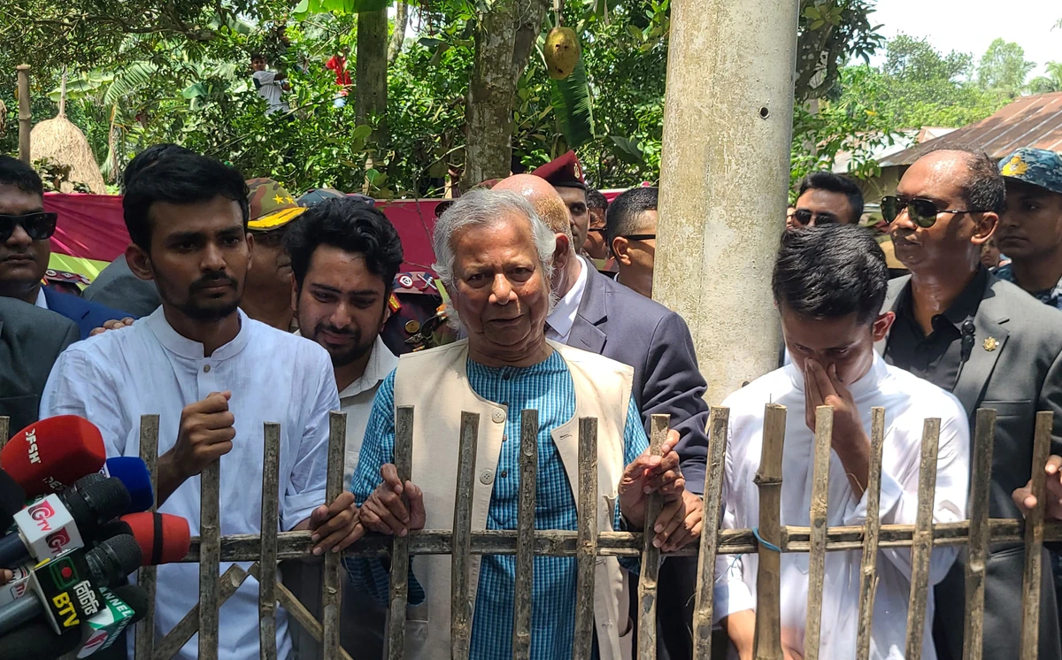Bangladesh: démission du président de la Cour suprême, Yunus appelle à l'unité