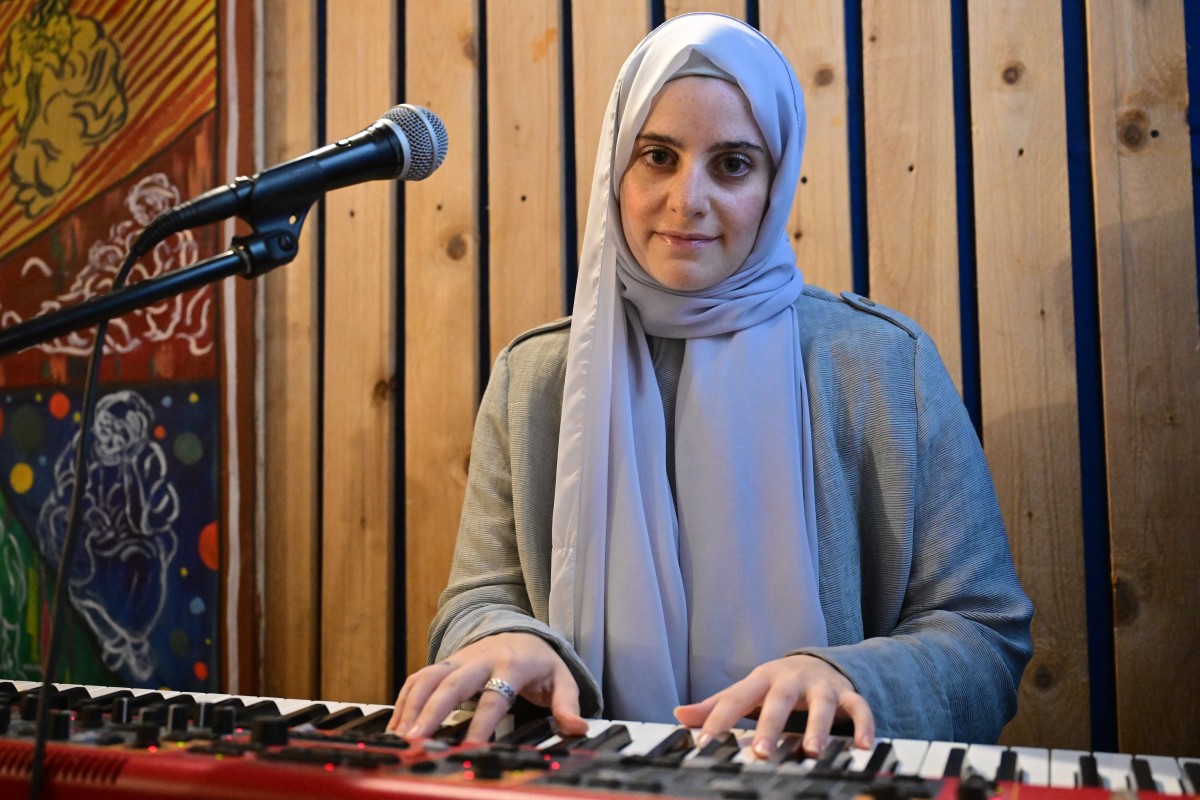 Ghaliaa Chaker, chanteuse syrienne qui veut inspirer d'autres femmes voilées