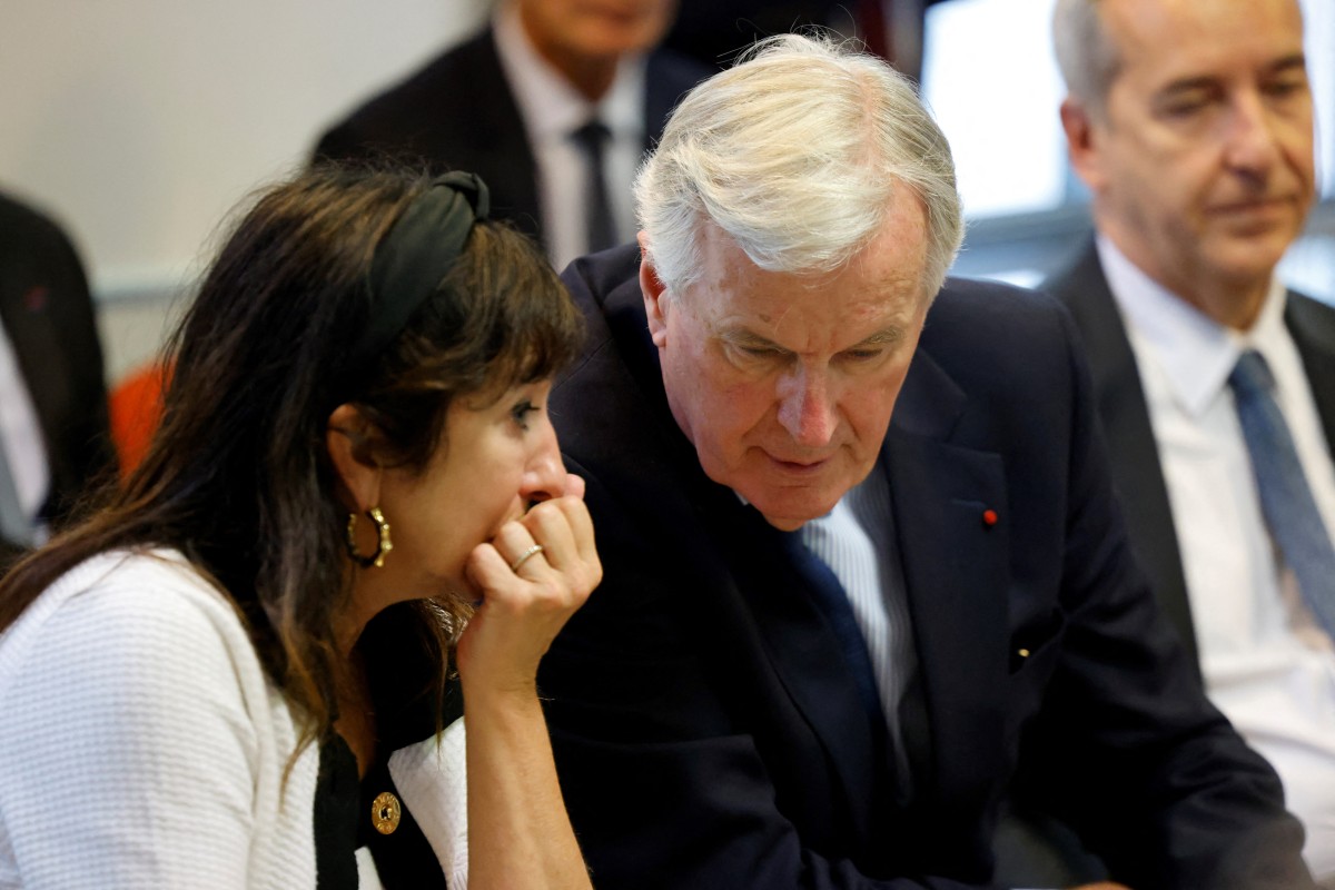 Barnier compose sa majorité, en commençant par les députés macronistes