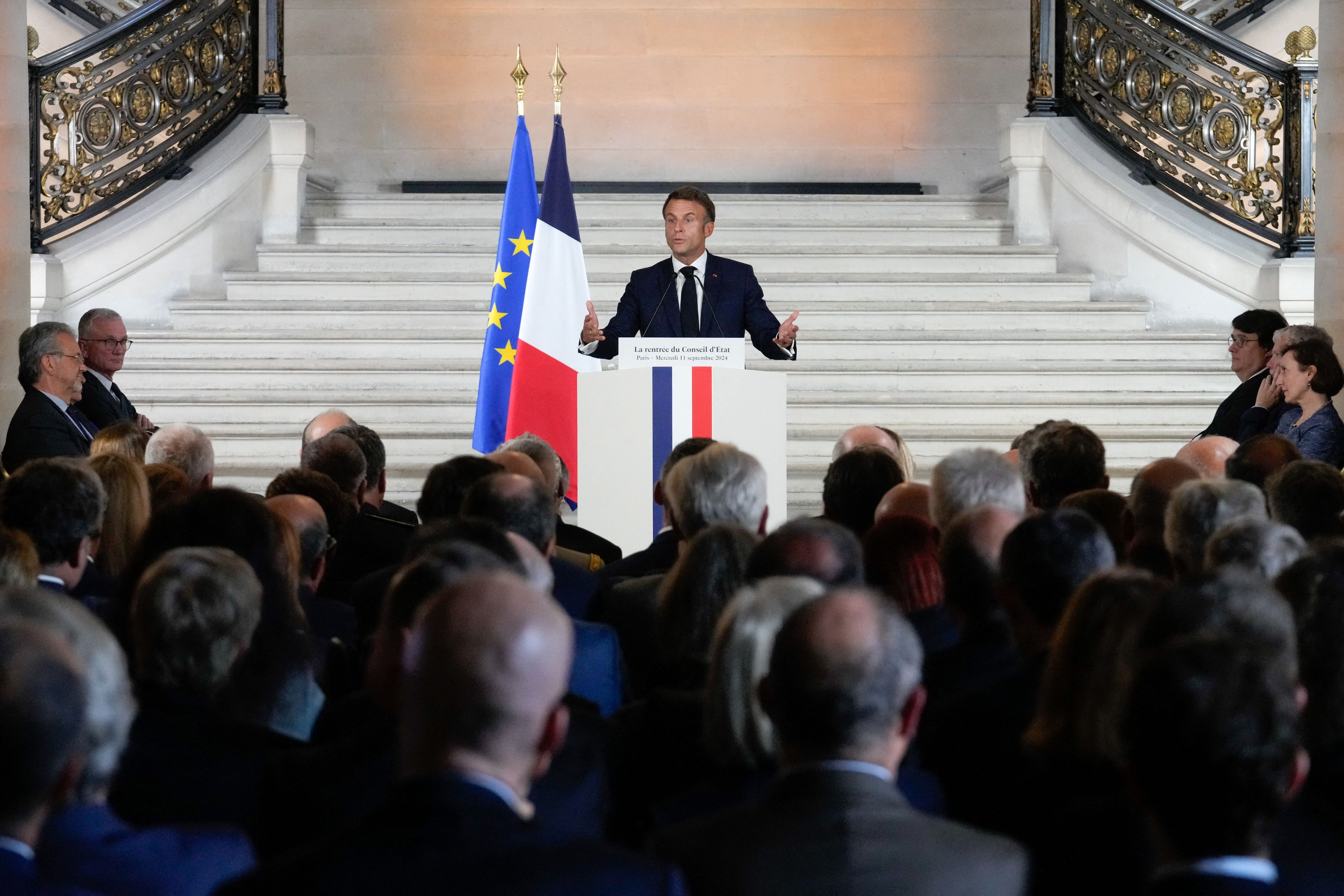 Macron se rend au Havre chez Philippe, entre commémoration et politique