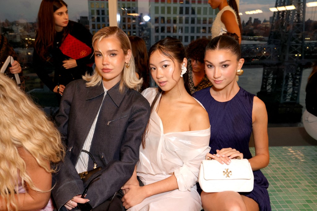 Coup d'envoi de la Fashion Week de Milan dans un contexte morose