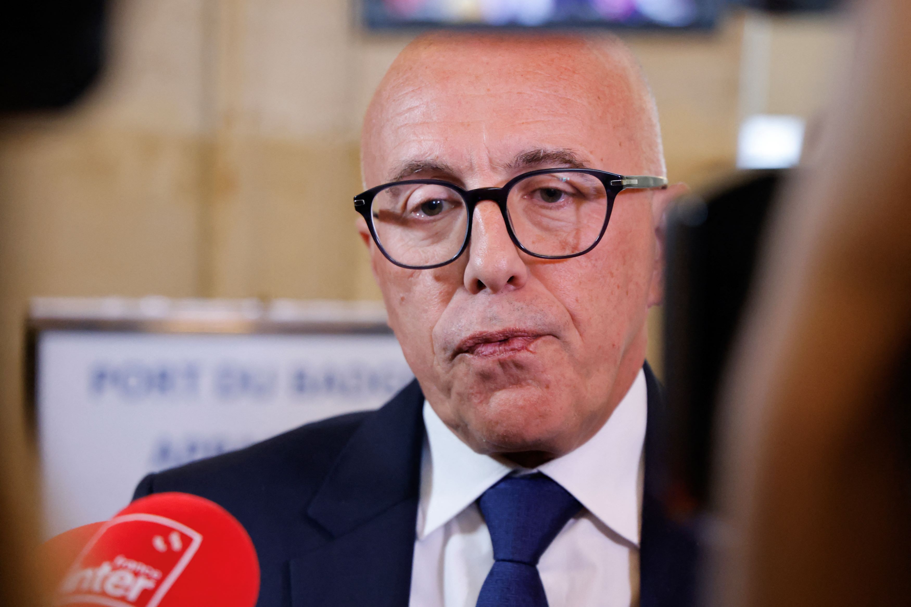 La destitution du président français franchit sa première étape