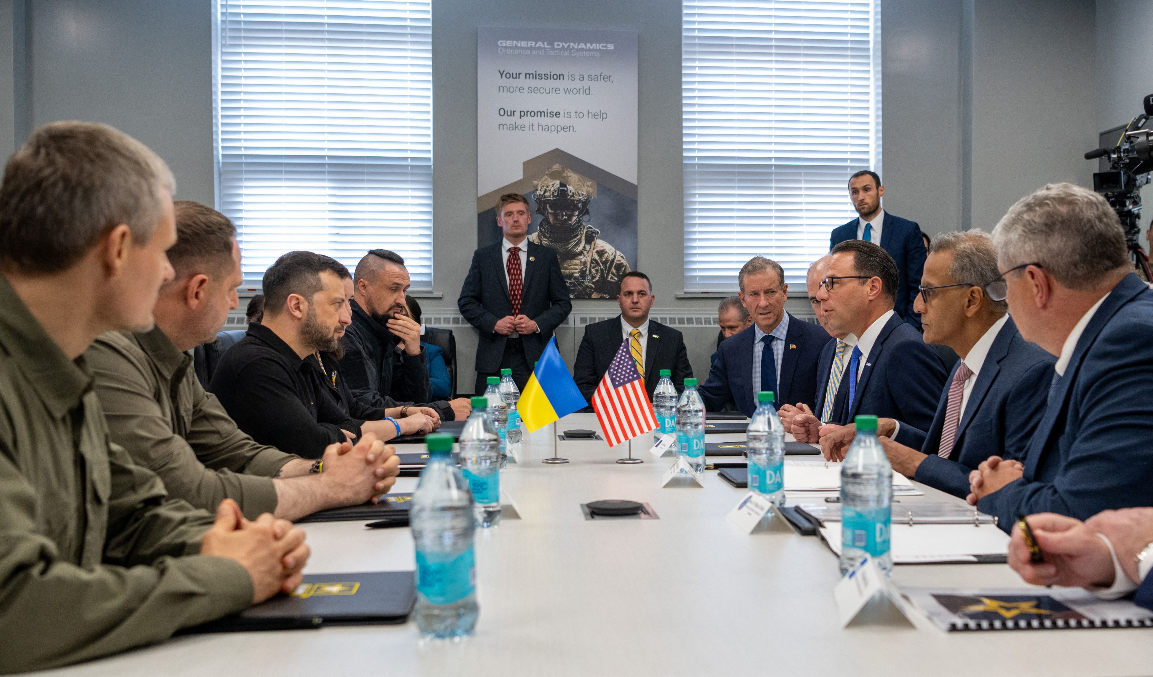 Ukraine : Zelenski se rend aux USA pour présenter à Biden son "plan de la victoire"