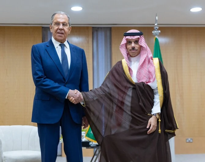 Le ministre saoudien des Affaires étrangères rencontre son homologue russe