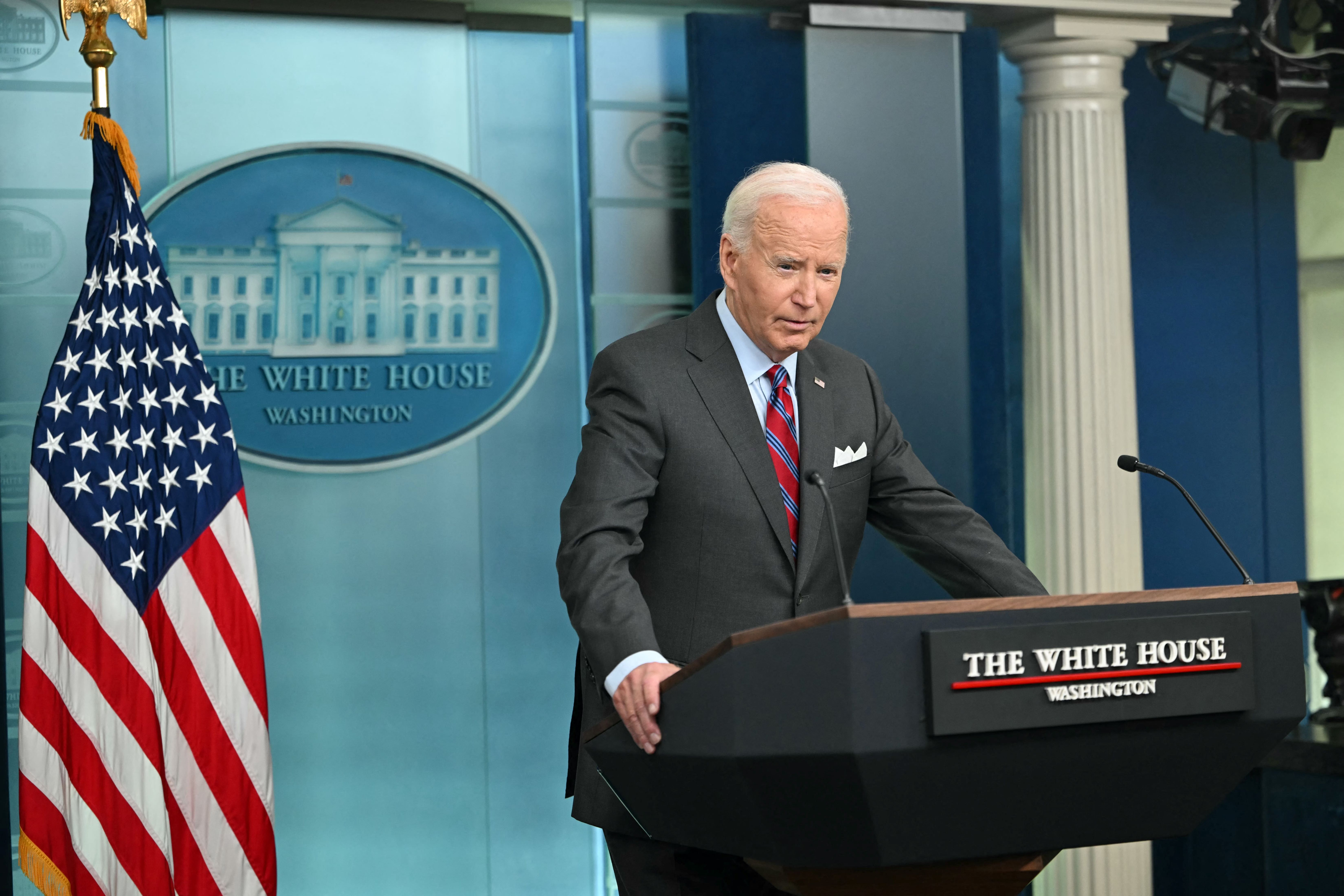 Biden appelle Israël à épargner les sites pétroliers iraniens, Trump à viser le nucléaire