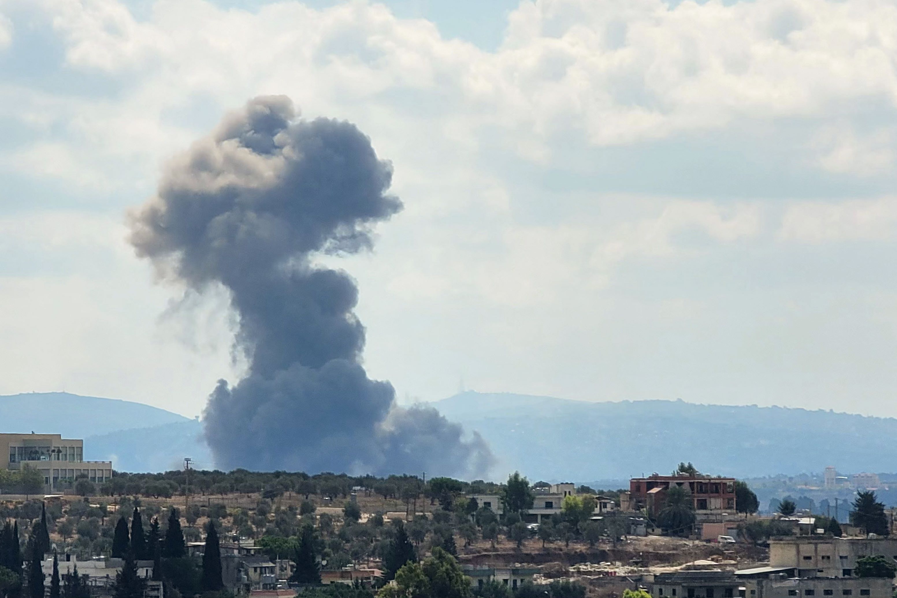 Frappes dans le sud et l'est du Liban après des ordres d'évacuation israéliens