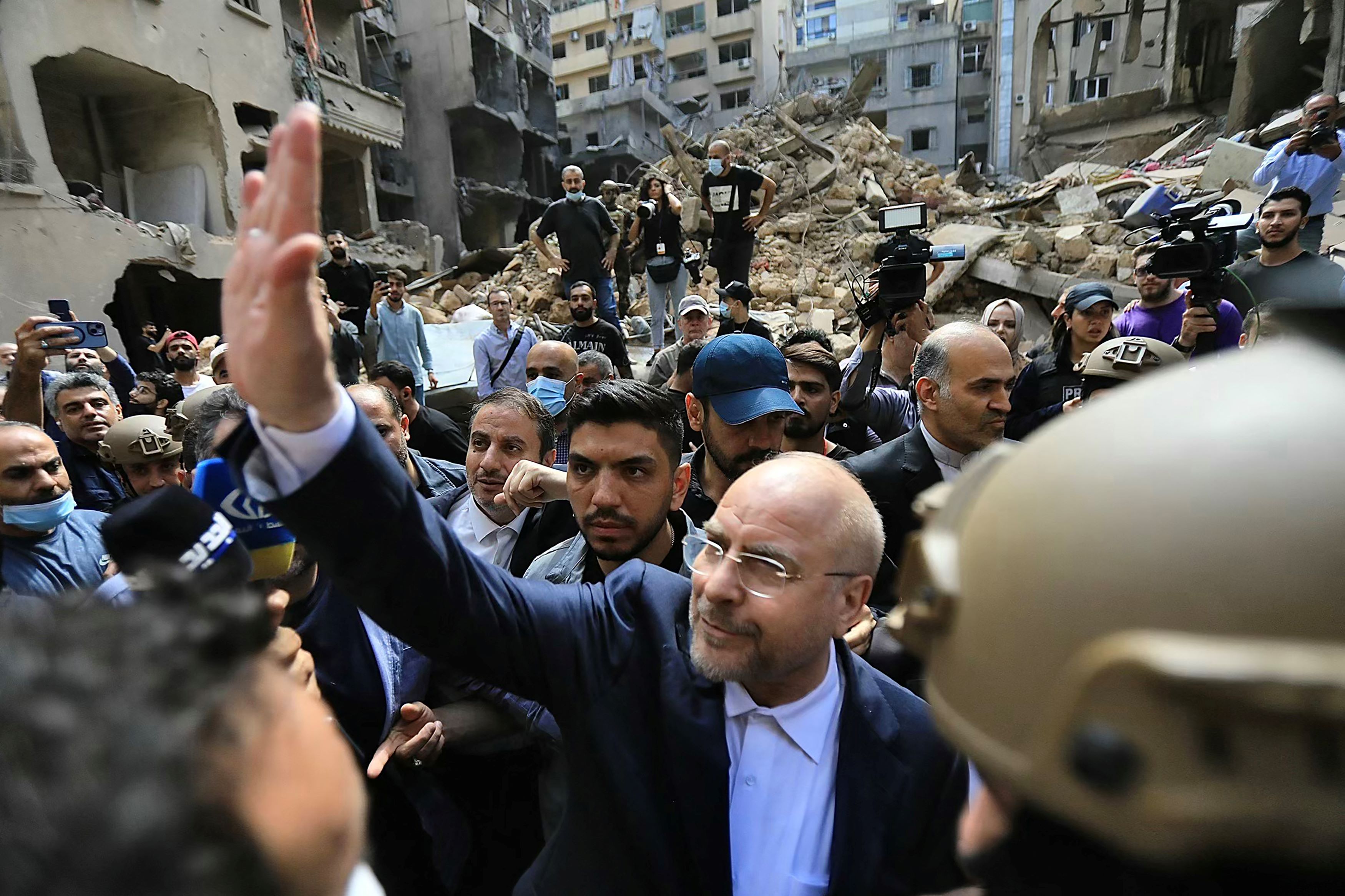Le chef du Parlement iranien se rend sur le site d'une frappe meurtrière israélienne à Beyrouth.