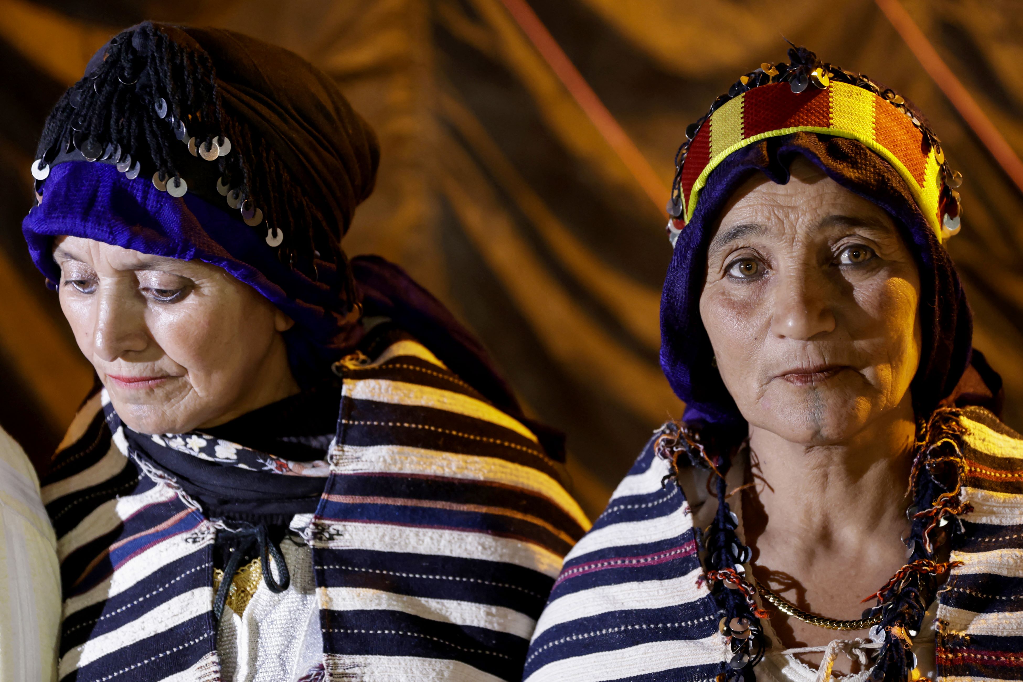 Au Maroc, les tatouages des femmes berbères tombent en partie en désuétude