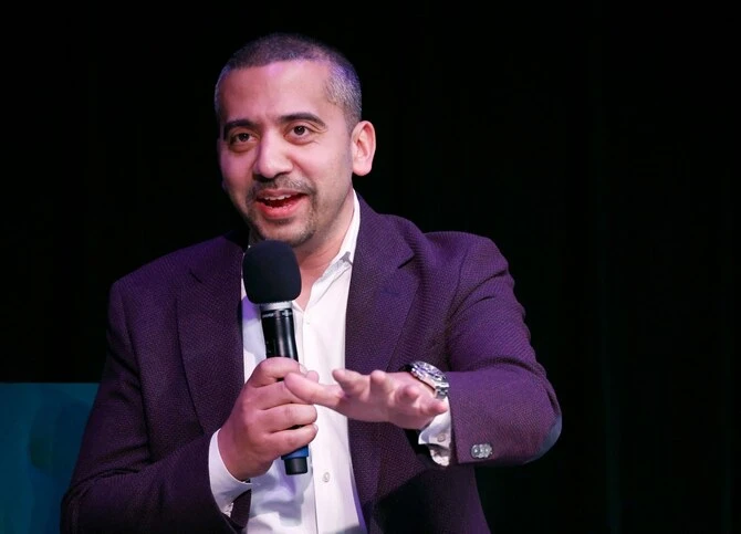 CNN présente ses excuses après la remarque « terroriste » d'un intervenant à l'encontre de Mehdi Hasan