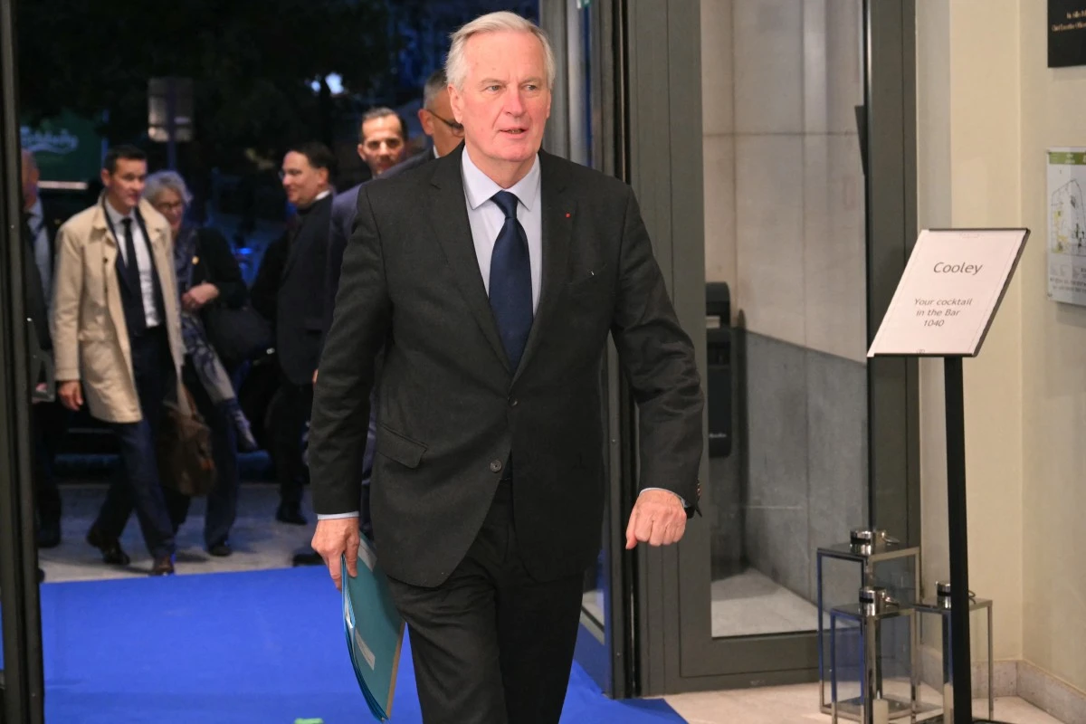 Immigration: Barnier à la frontière franco-italienne, l'exemple Meloni en débat