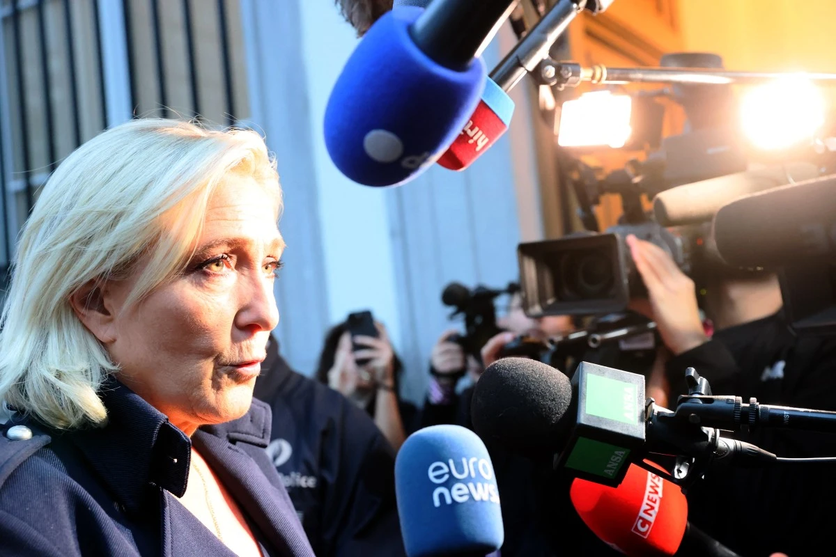 Ballet Macron, Barnier, Le Pen inédit jeudi à Bruxelles