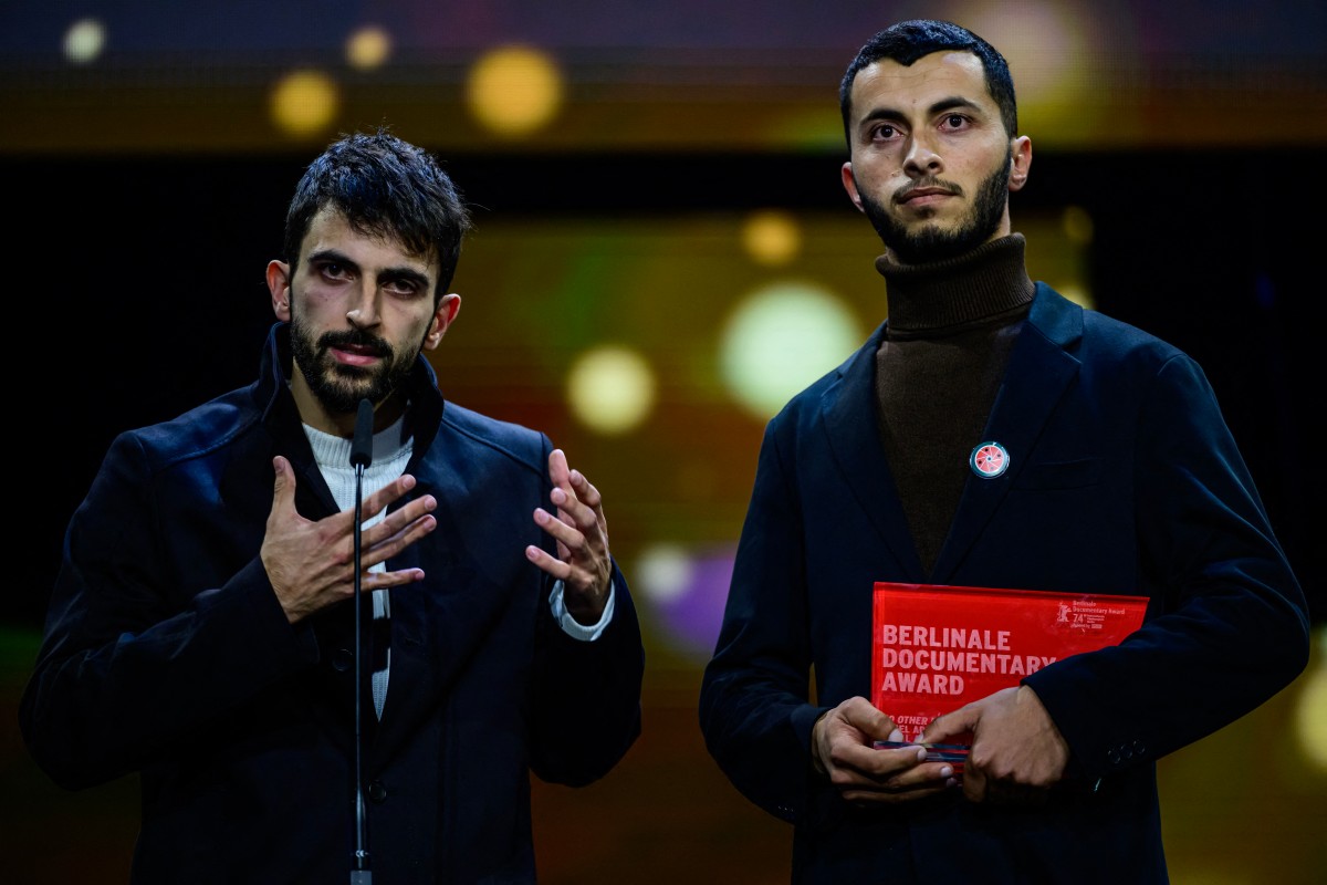 Deux journalistes israélien et palestinien récompensés par le prix du courage journalistique à Paris