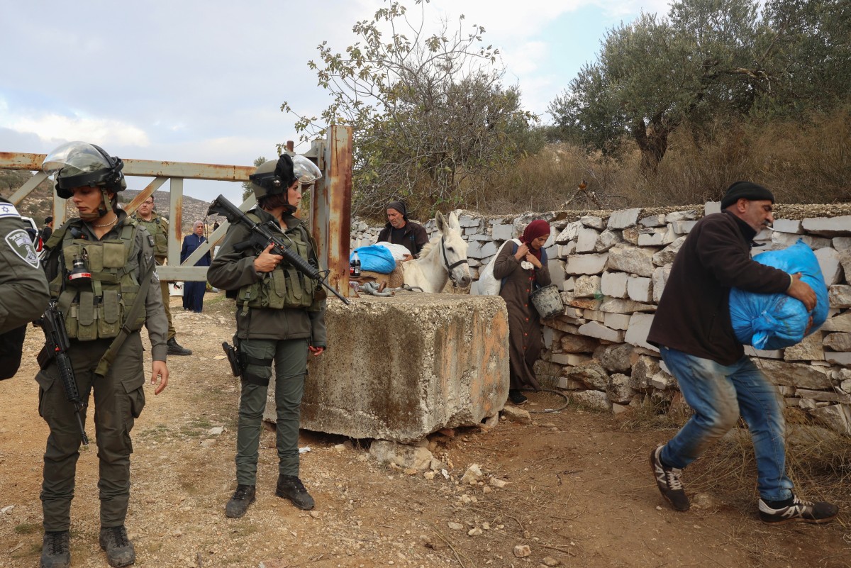 Tirs sur un bus israélien en Cisjordanie, au moins 8 blessés, selon les secours israéliens