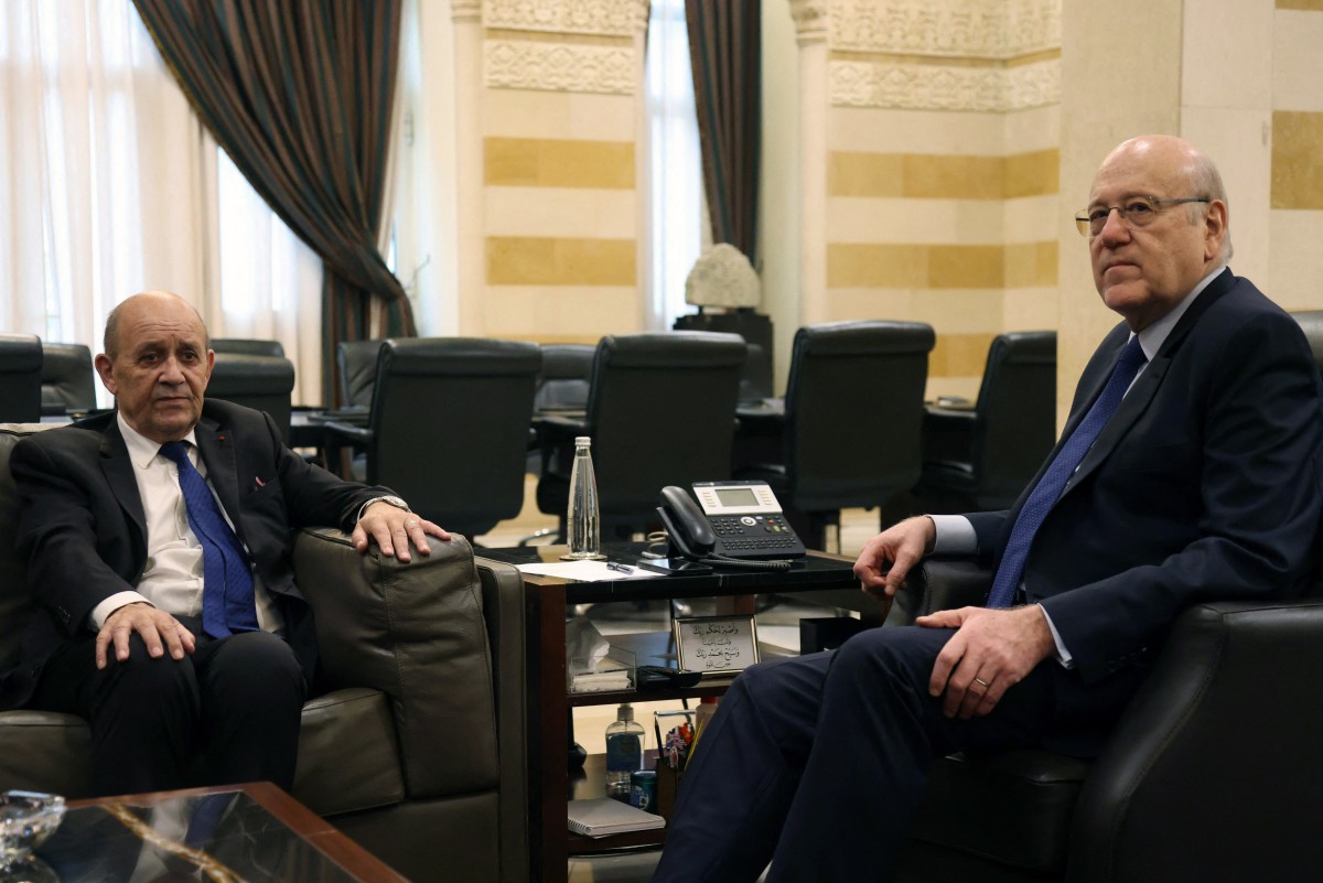 Liban: Le Drian souligne l'urgence d'élire un président
