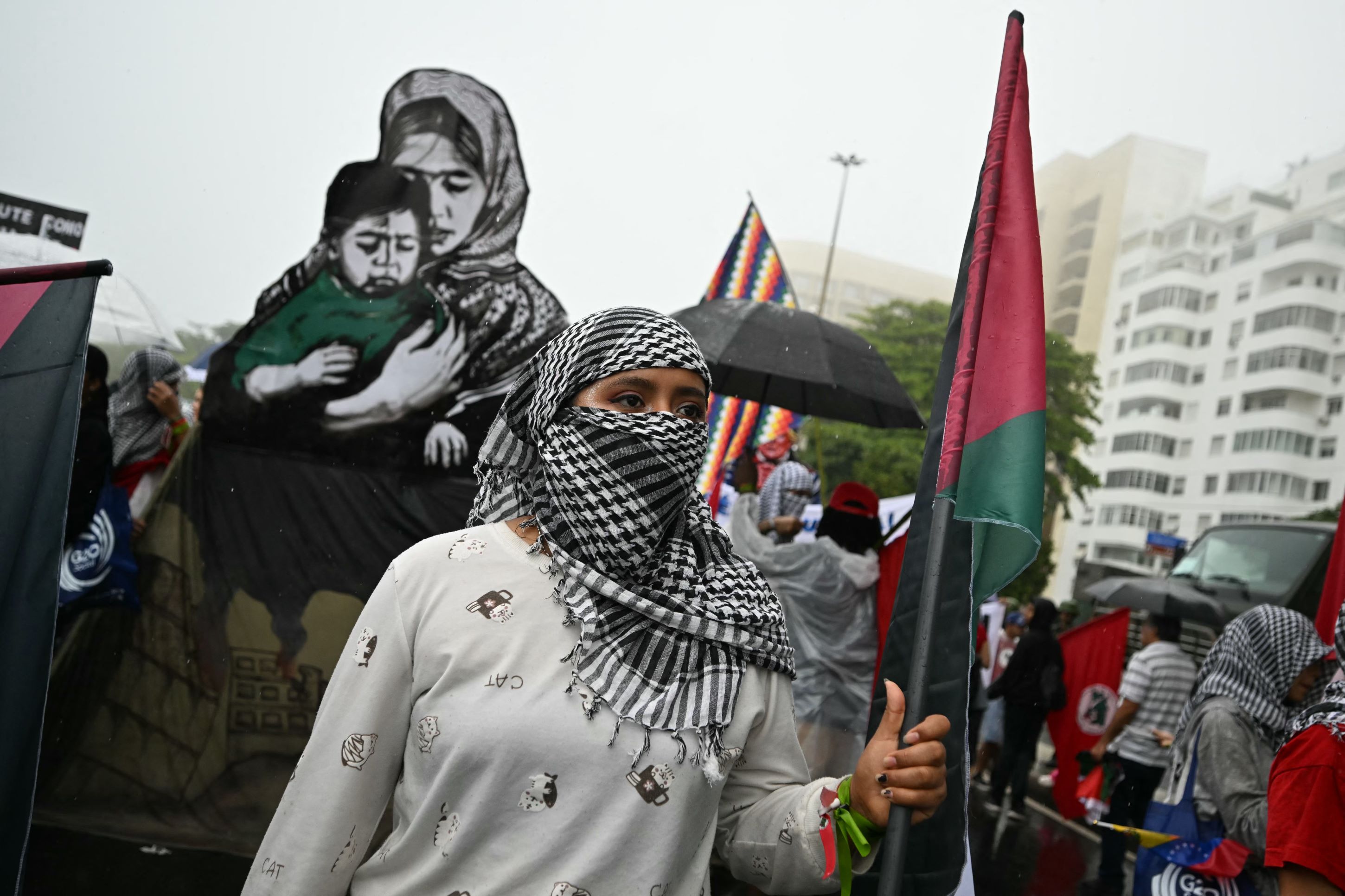Marche pour la Palestine à Rio avant le sommet du G20