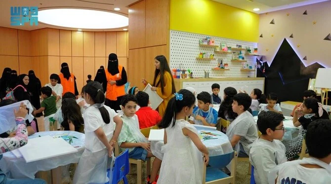 L'épanouissement culturel des enfants saoudiens se poursuit dans les bibliothèques du roi Abdulaziz