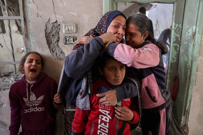 Gaza: le directeur d'un hôpital annonce cinq morts parmi son personnel dans un raid israélien