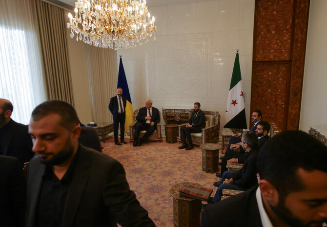 Le nouveau dirigeant syrien s'entretient avec le chef de la diplomatie ukrainienne