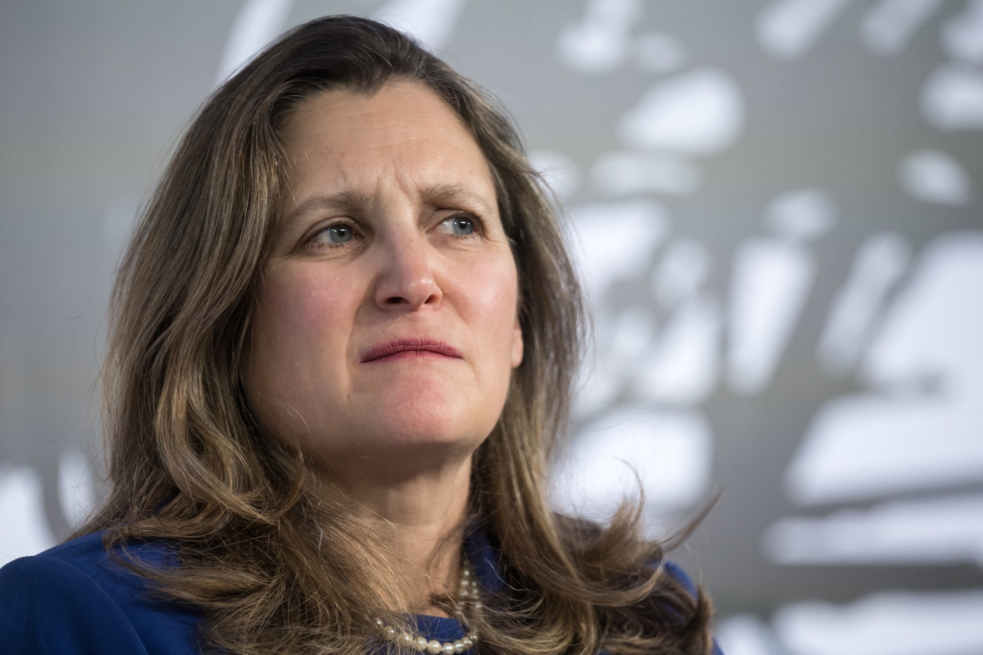 Canada : la vice-Première ministre démissionne suite à son désaccord avec Trudeau concernant les droits de douane de Trump