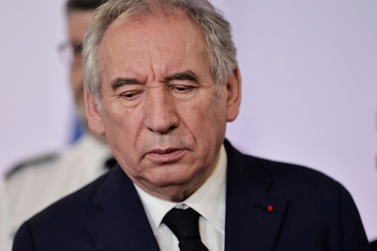 Gouvernement, budget: Bayrou consulte et compose