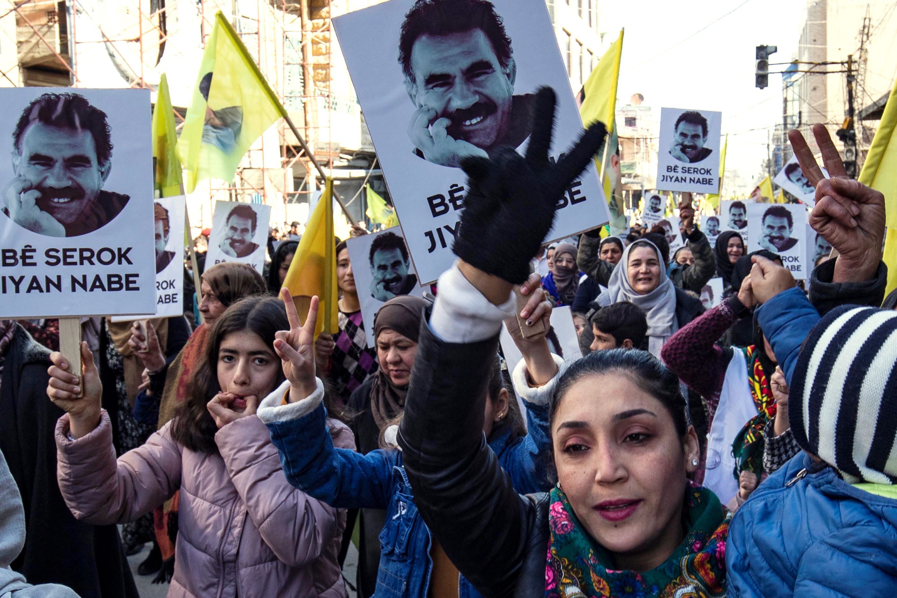 Turquie : un parti pro-kurde doit rencontrer samedi le chef emprisonné du PKK