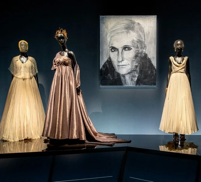 Dans les coulisses de “Christian Dior : couturier du rêve”