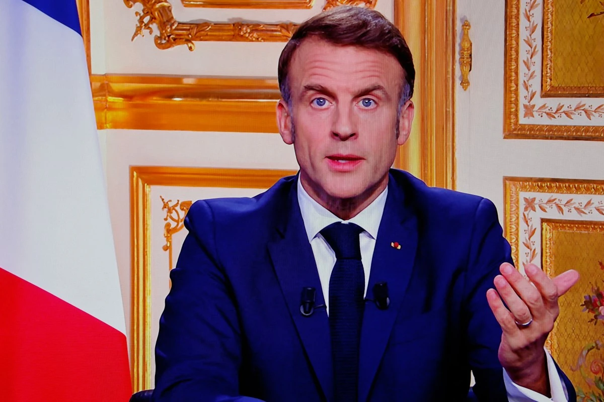 Macron nommera «dans les prochains jours» un Premier ministre pour un gouvernement «d'intérêt général»