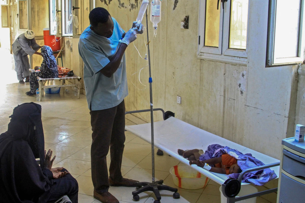 Au Soudan, le système de santé est à l'agonie et les médecins sont pris pour cible