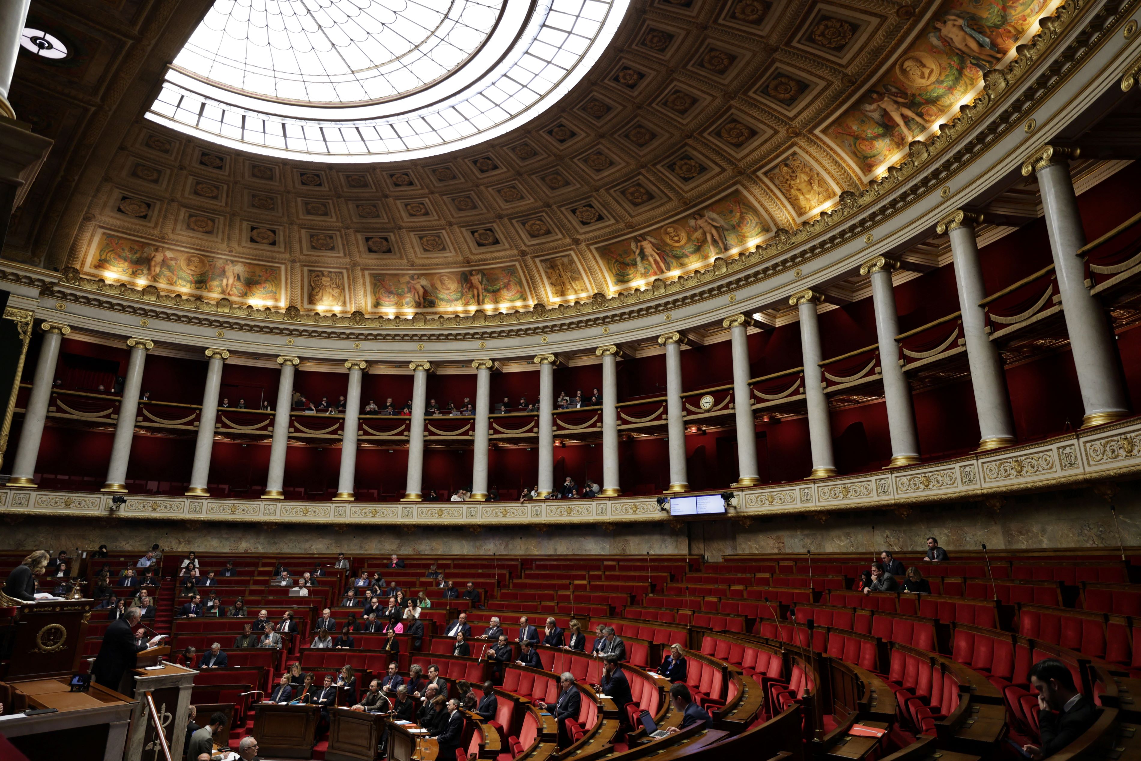 Après la non-censure du PS, le gouvernement confiant pour le budget