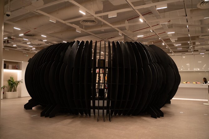 L'exposition de Ali Kamel, un artiste égyptien, offre un mélange d'animations et d'impressions 3D