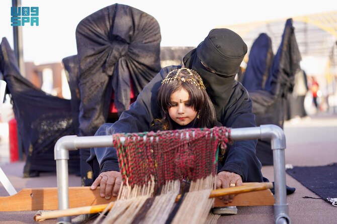 Le patrimoine dans la paume de votre main : l’Année des métiers d’art célèbre le patrimoine culturel et les artisans d’Arabie saoudite