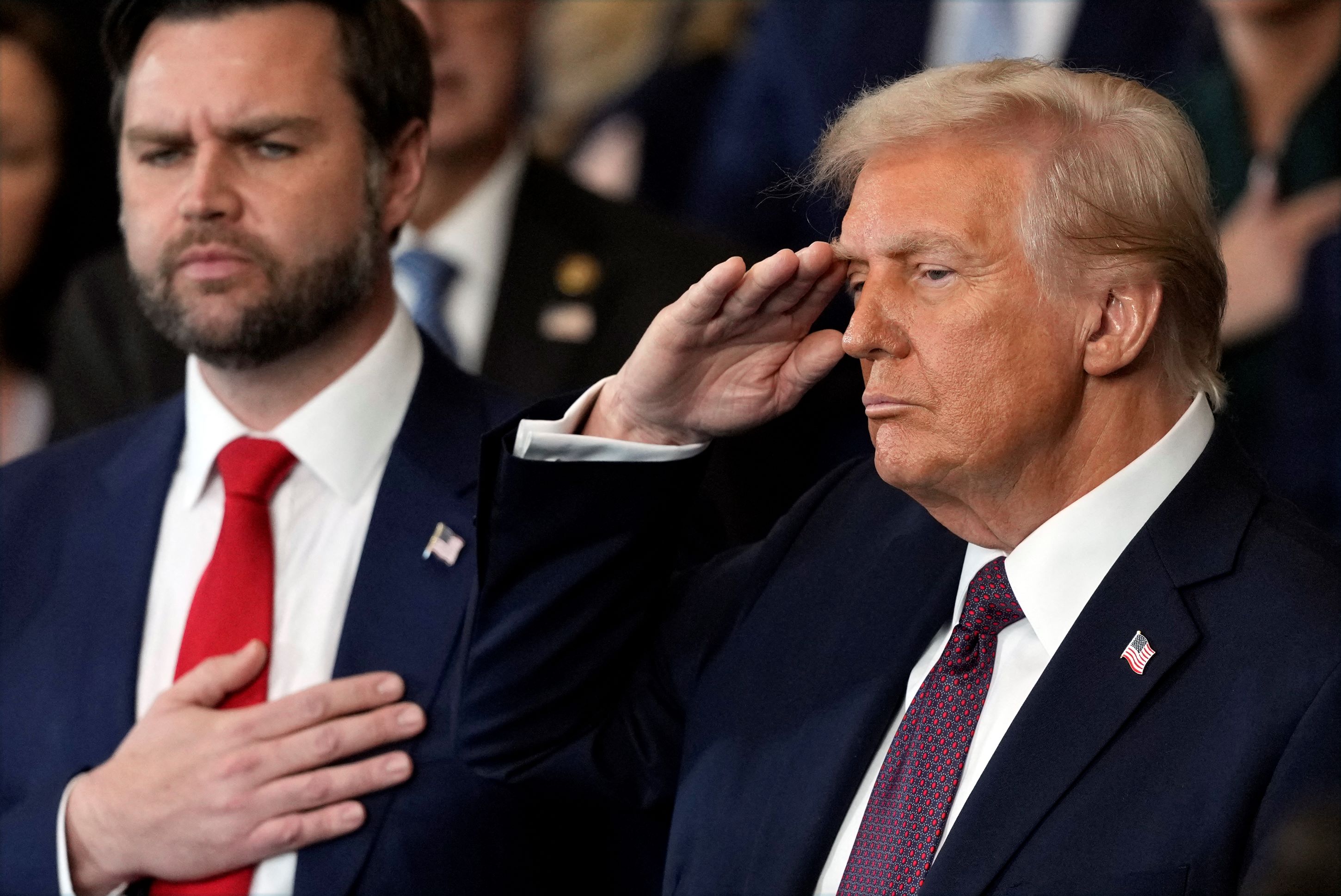 "Nous allons reprendre" le canal de Panama, affirme Trump