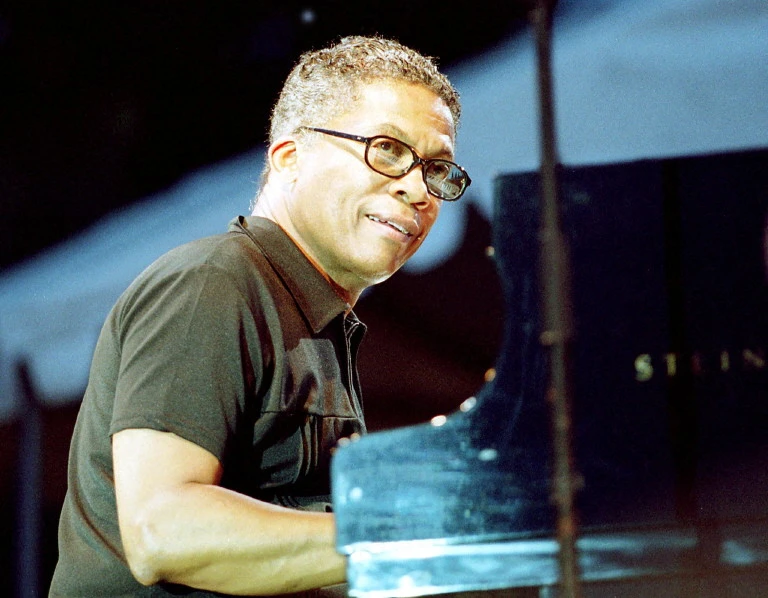 La légende du jazz Herbie Hancock espère étendre son institut de formation à l'Arabie saoudite