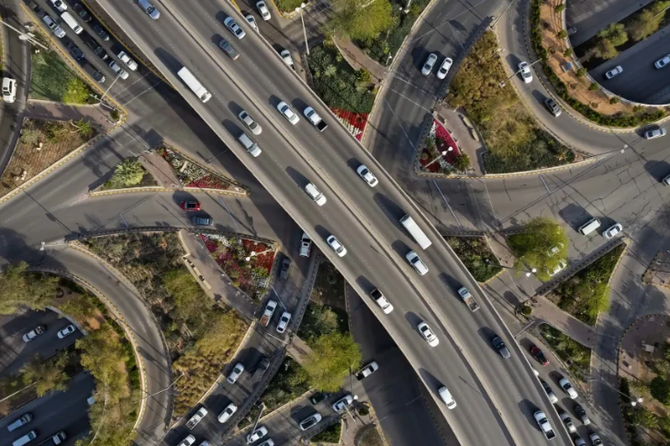 Des travaux d'amélioration des routes d'un montant de 8 milliards de SR annoncés à Riyad
