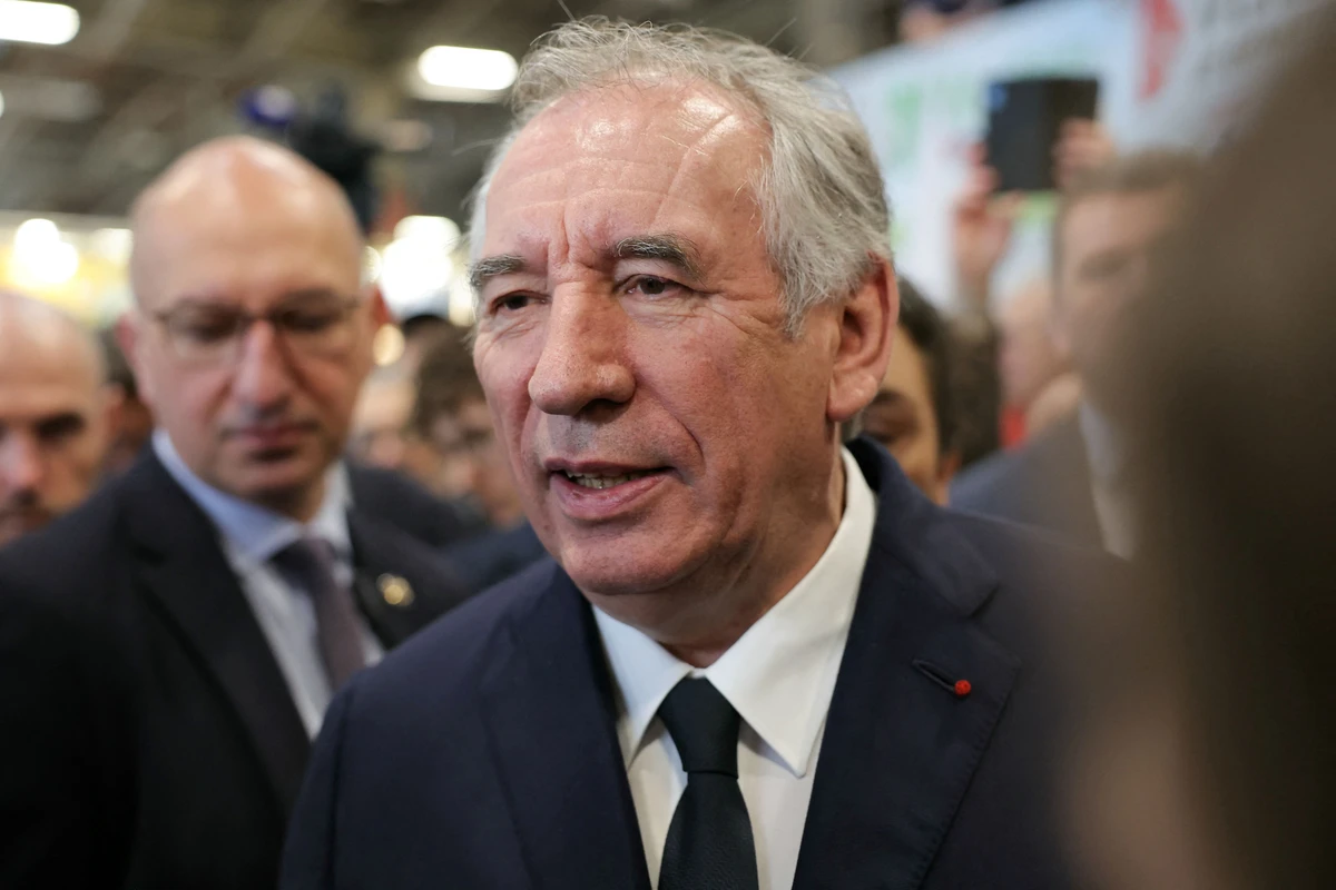 "Contrôler" l'immigration: Bayrou réunit ses ministres sur fond de tensions avec Alger