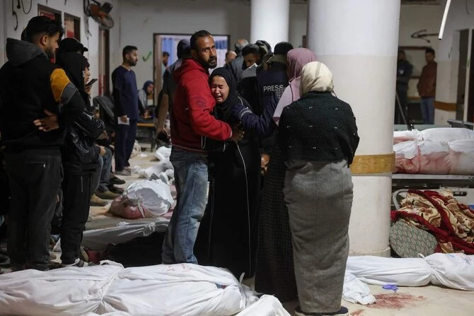 Israël lance un «dernier avertissement» et bombarde Gaza