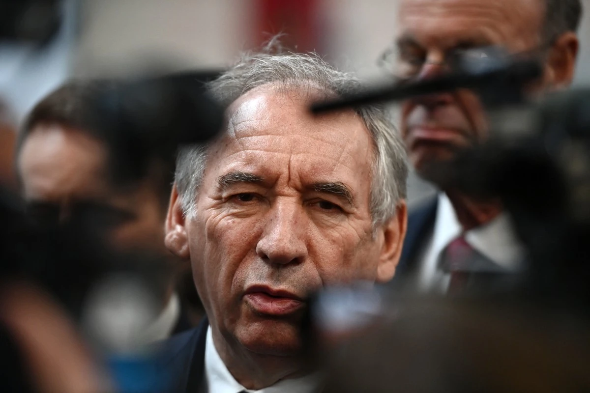 François Bayrou recevra en milieu de semaine Edouard Philippe
