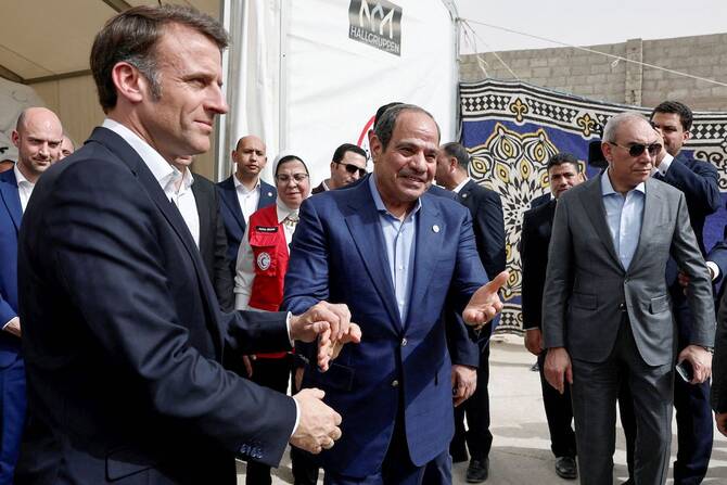 Aux confins de Gaza, Macron appelle à une reprise rapide de l'aide humanitaire