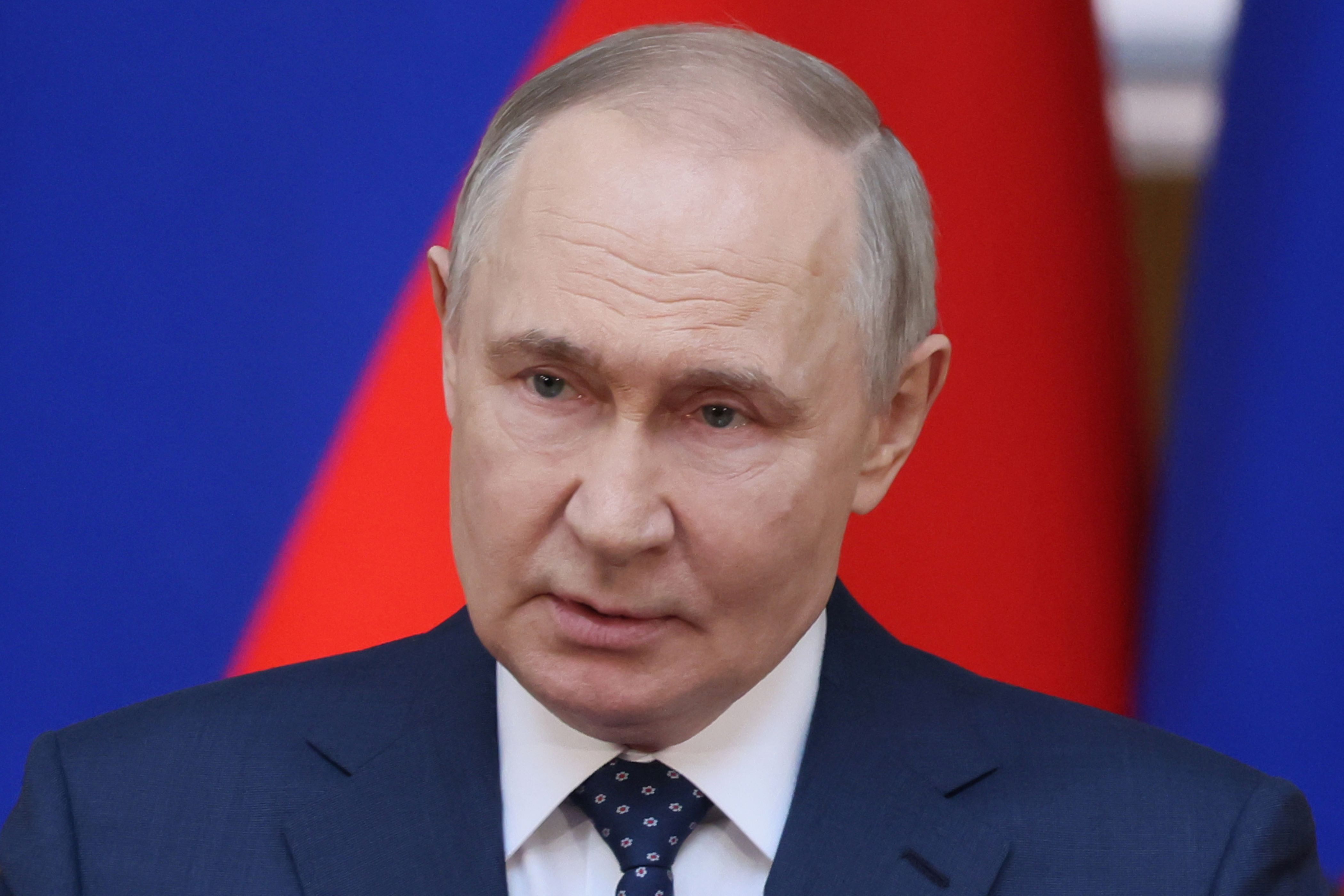 Ukraine: Poutine annonce une trêve du 8 au 10 mai, «tentative de «manipulation»» répond Zelensky