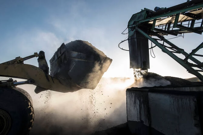 L'Arabie saoudite renforce ses investissements dans l'industrie minière, surpassant ses pairs mondiaux