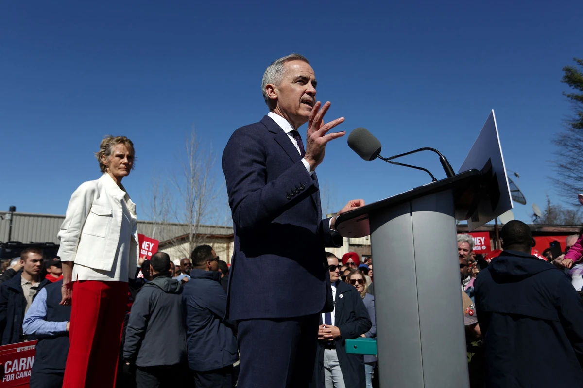Au Canada, le Premier ministre Mark Carney est toujours en tête, alors qu'un vote décisif est prévu dans une semaine