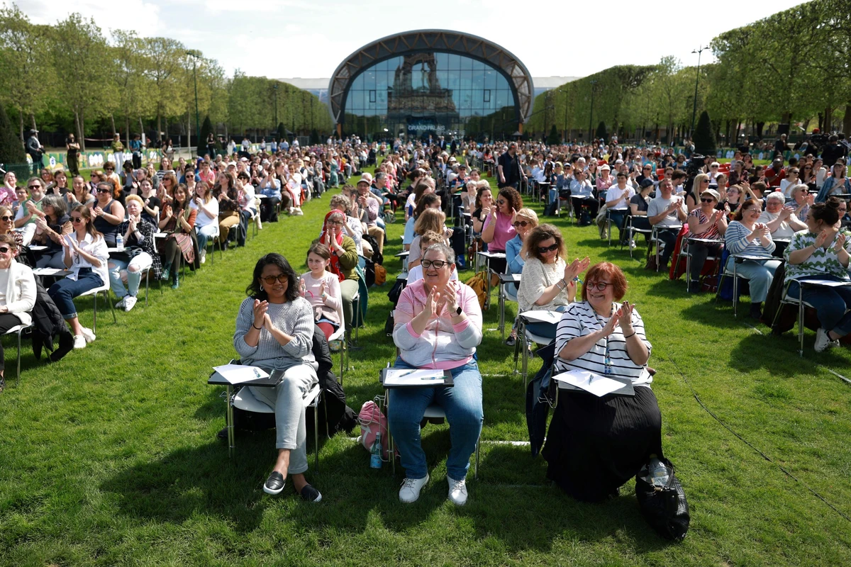 Au Grand Palais, le Festival du livre de Paris vise haut