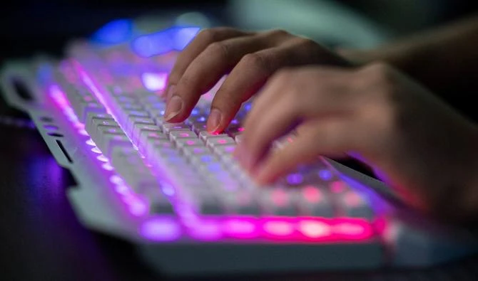 La France condamne les cyberattaques attribuées au service de renseignement russe
