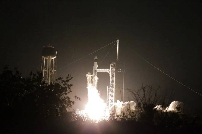Une étude saoudienne sur le microbiome de l'œil humain participe au lancement de la fusée SpaceX